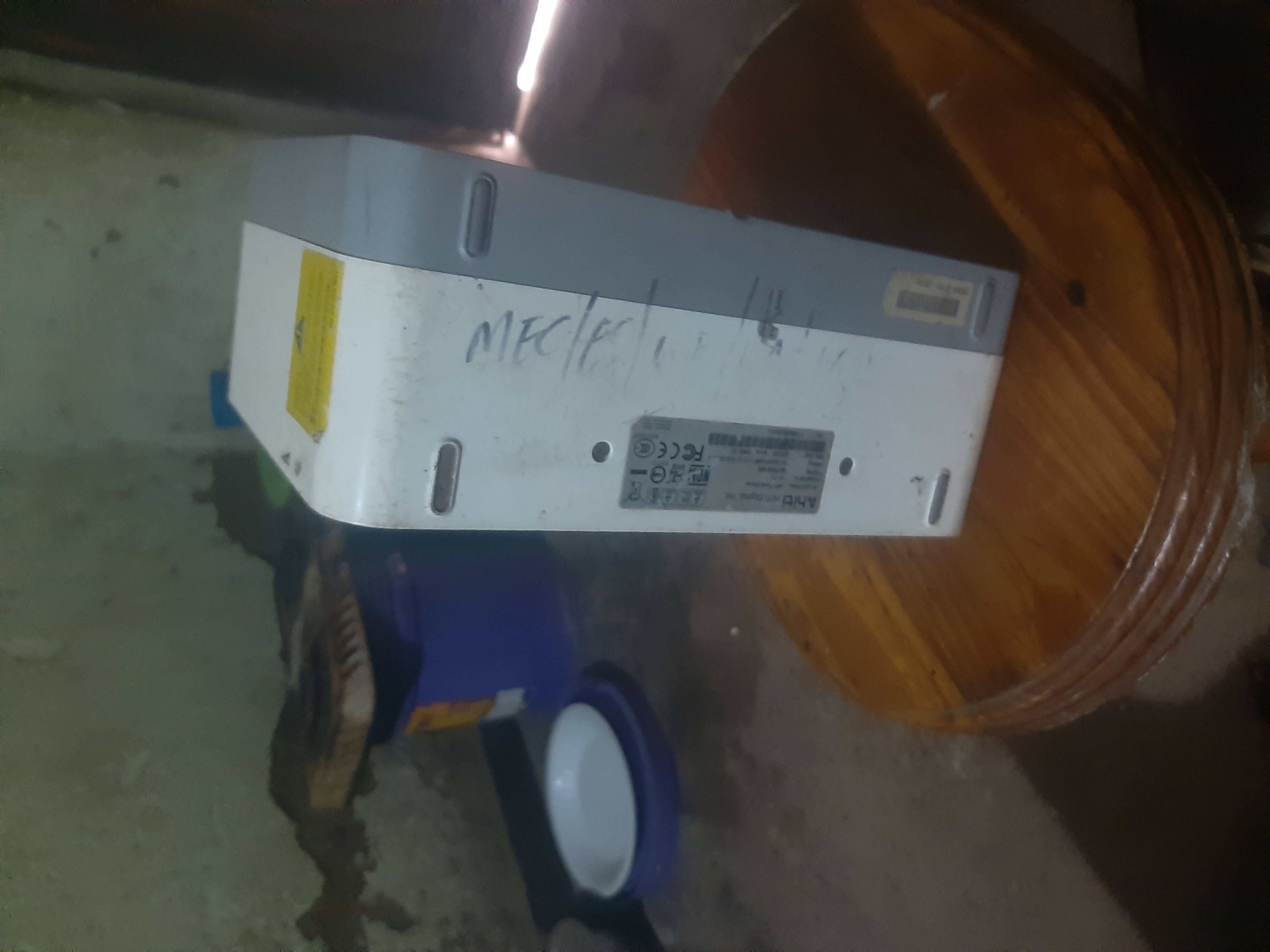 Passport photo printer