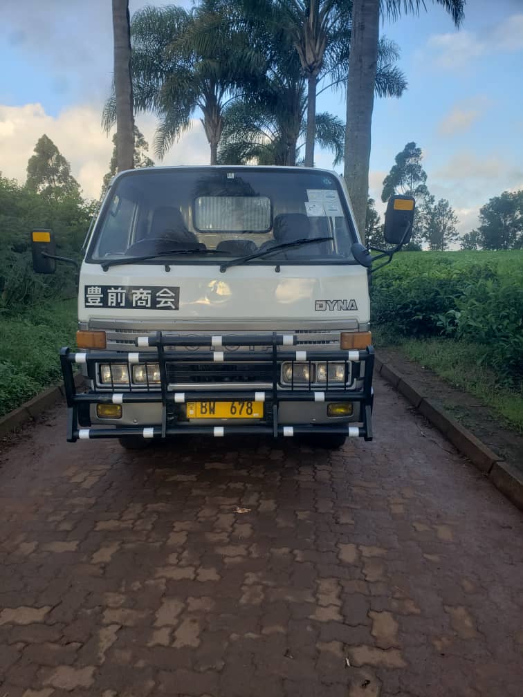 Toyota Dayna 