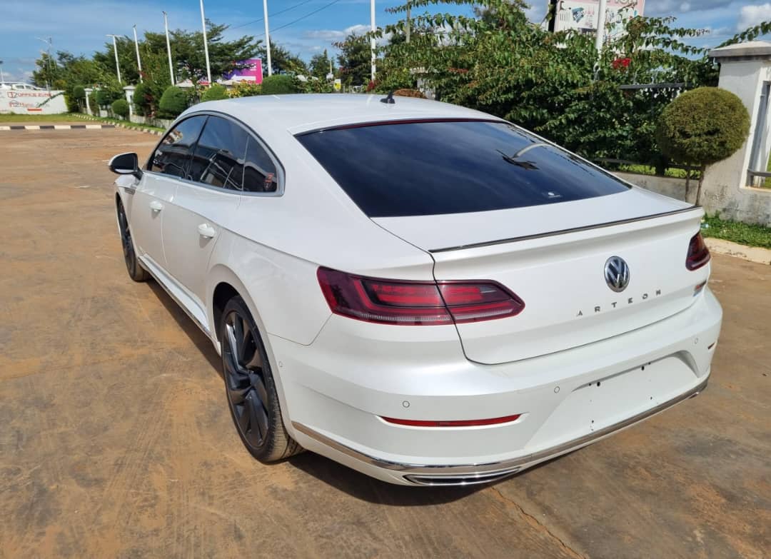 VW Arteon R-Line 