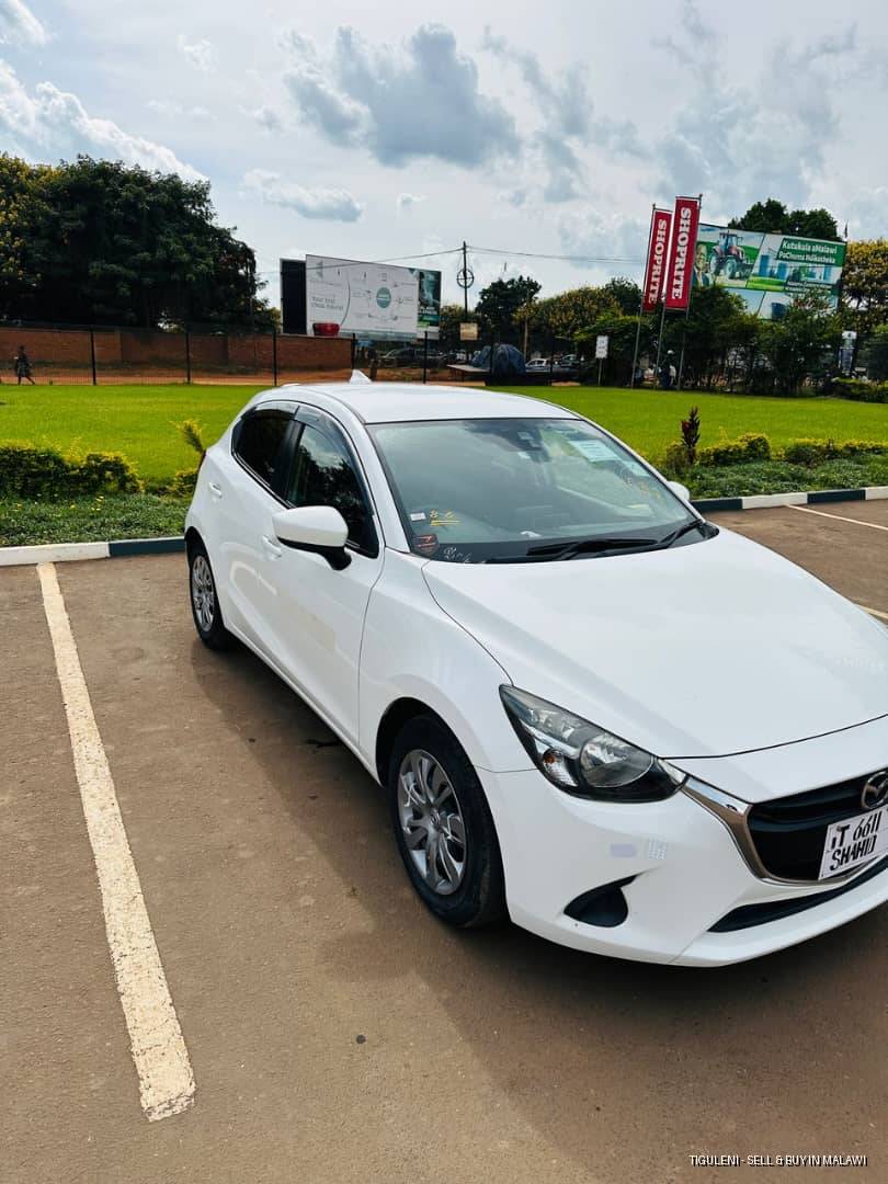 Unregistered Mazda Demio New Shape