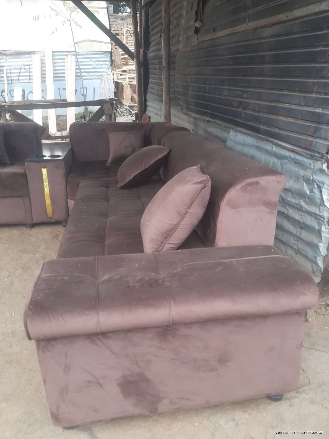 L-Shape Chair